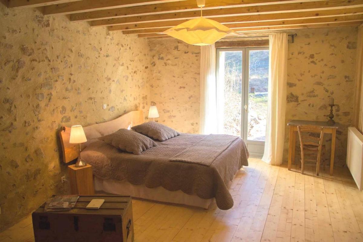 Marsat Domaine Des Massols B&B 외부 사진