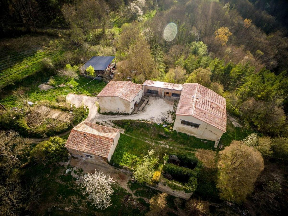 Marsat Domaine Des Massols B&B 외부 사진