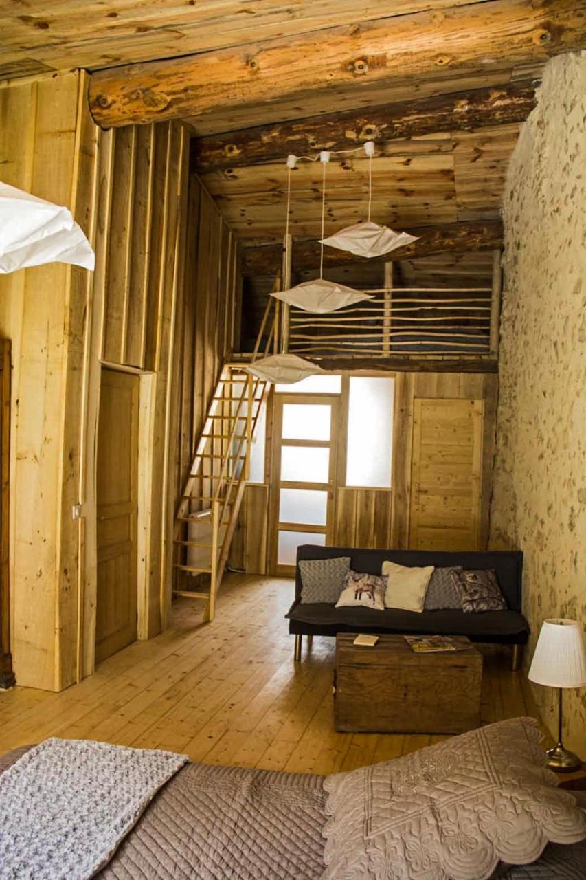 Marsat Domaine Des Massols B&B 외부 사진